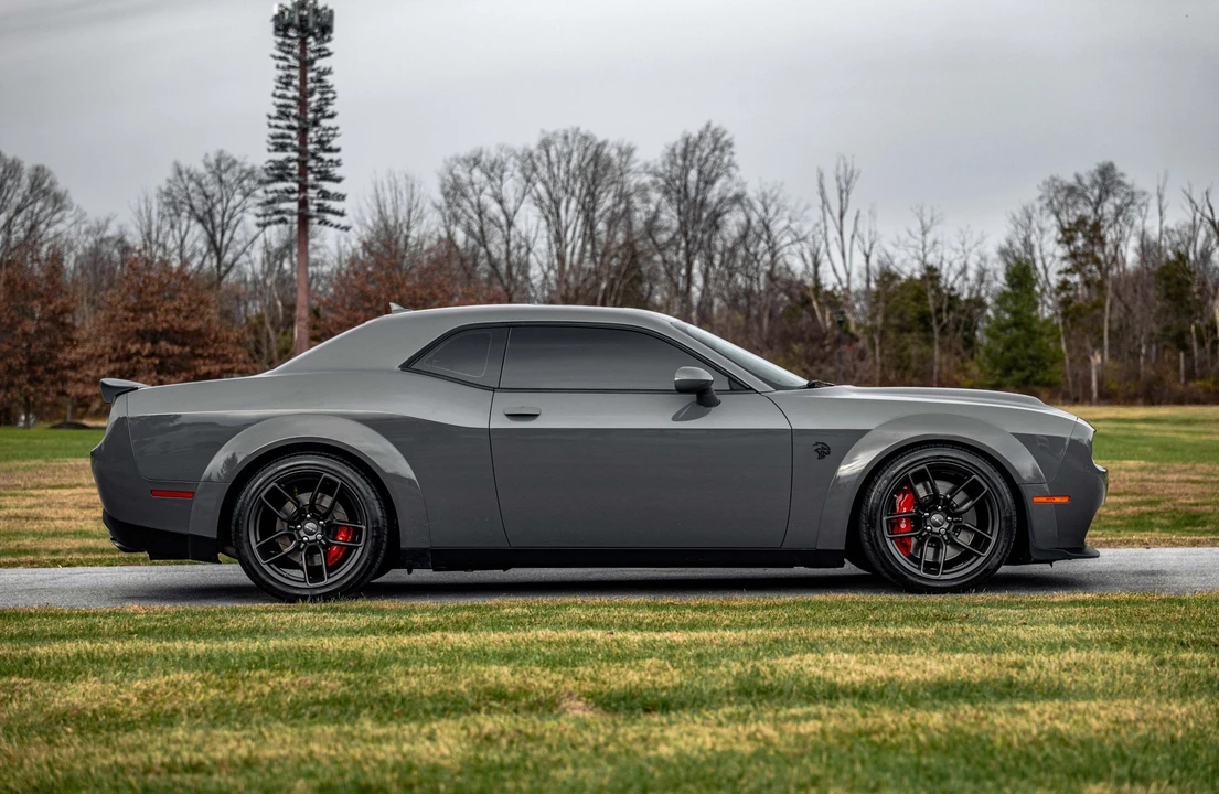 2019 Dodge Challenger SRT Hellcat 3rd Gen - Image 21 of 31