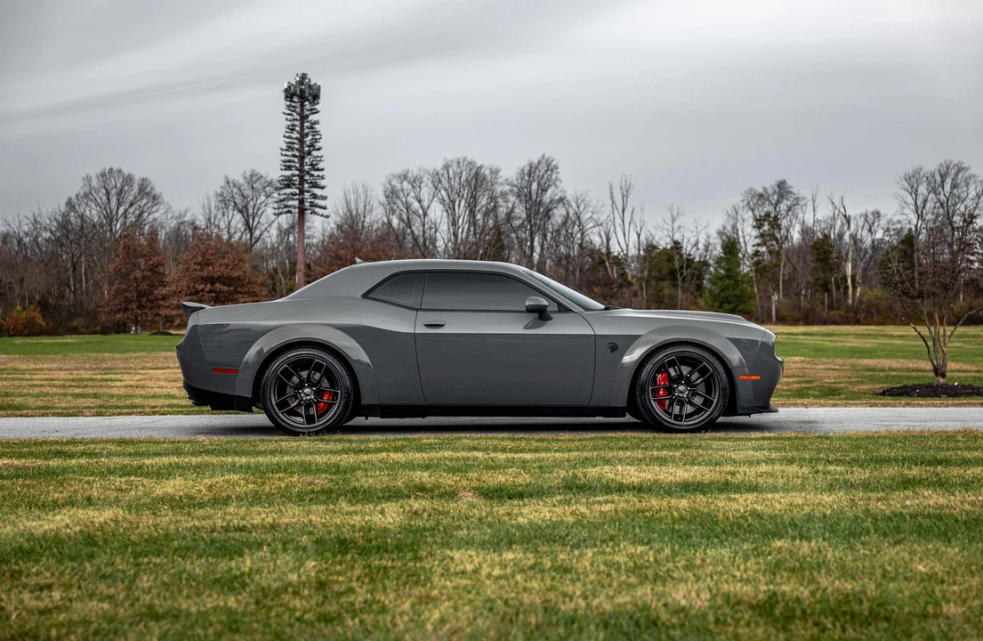 2019 Dodge Challenger SRT Hellcat 3rd Gen - Image 20 of 31