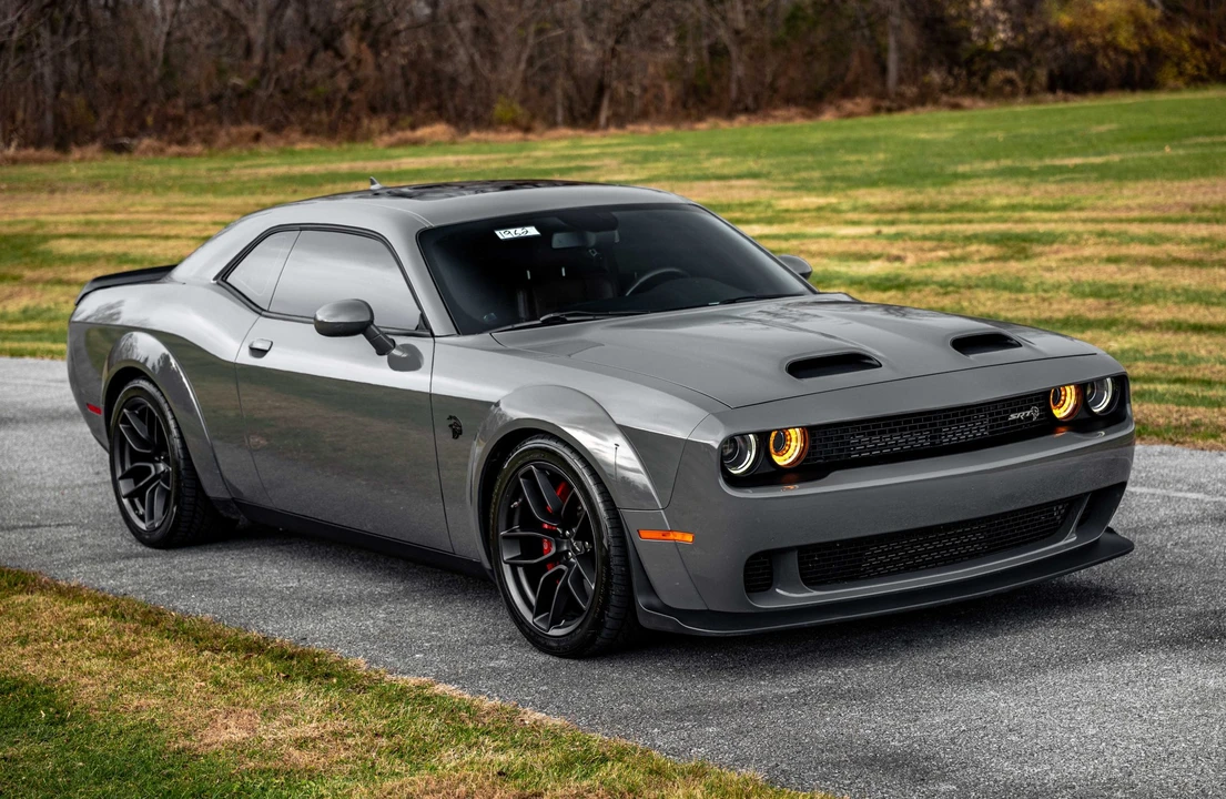 2019 Dodge Challenger SRT Hellcat 3rd Gen - Image 15 of 31