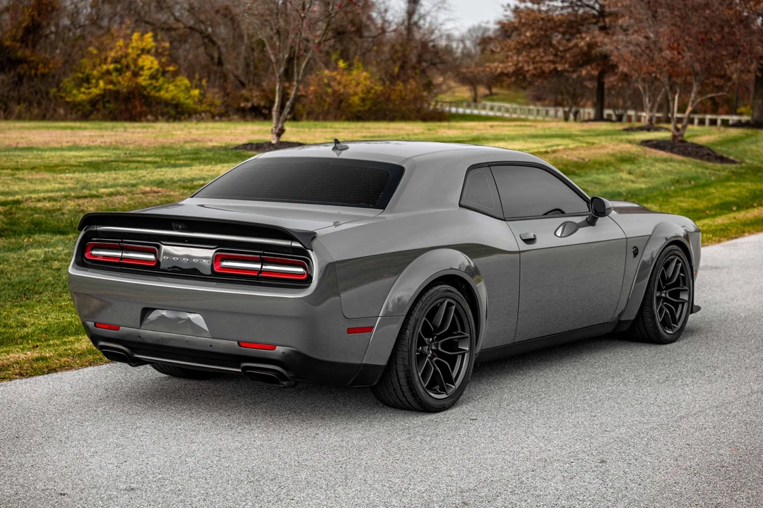 2019 Dodge Challenger SRT Hellcat 3rd Gen - Image 25 of 31