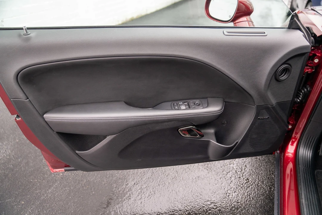 2019 Dodge Challenger SRT Hellcat 3rd Gen - Image 11 of 31