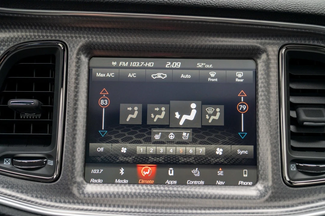2019 Dodge Challenger SRT Hellcat 3rd Gen - Image 14 of 31