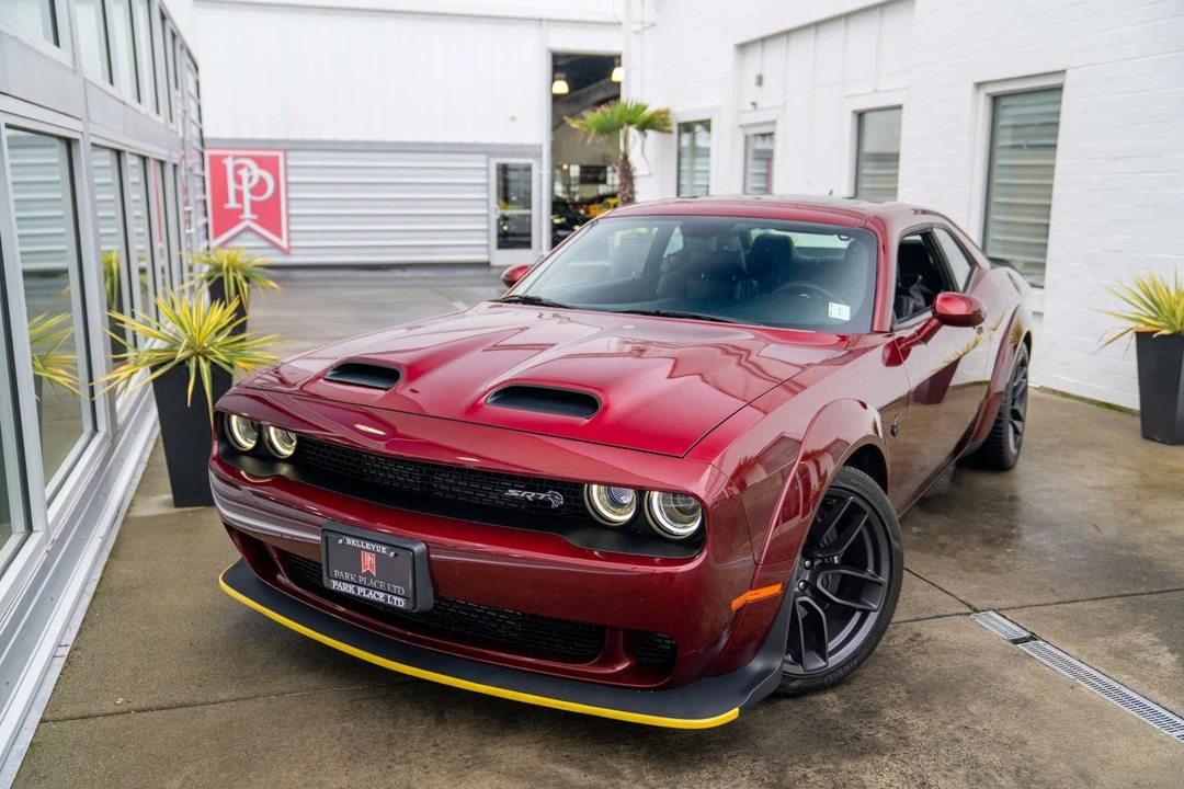 2019 Dodge Challenger SRT Hellcat 3rd Gen - Image 2 of 31
