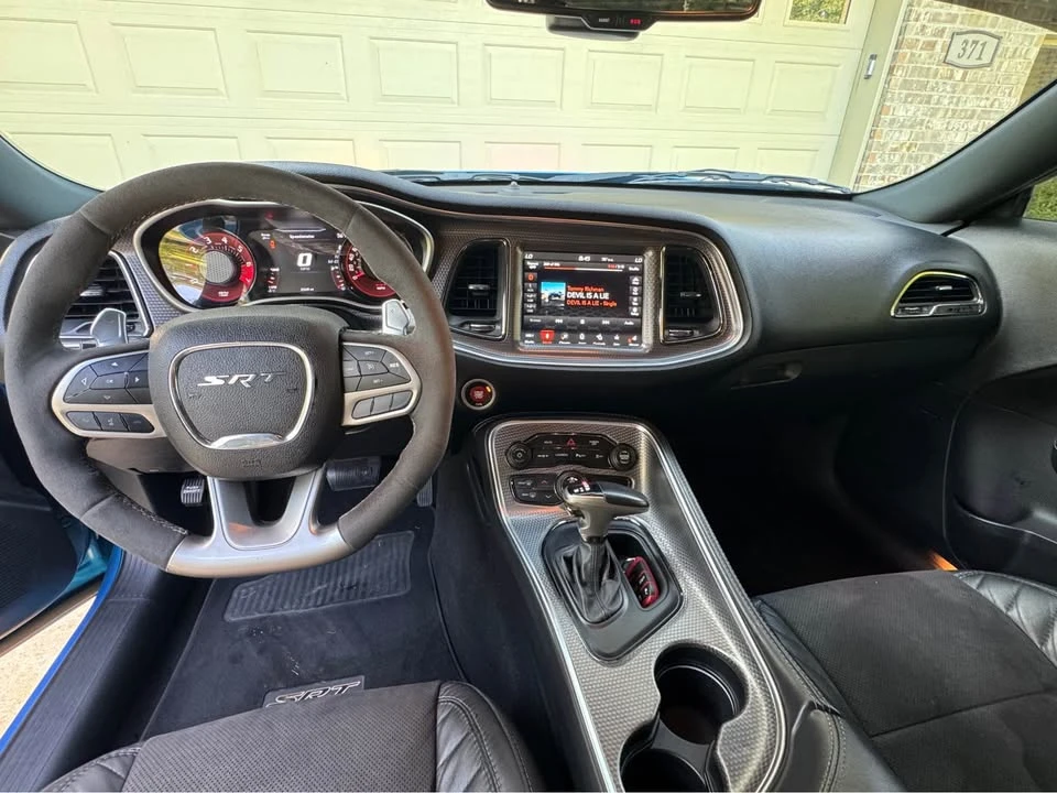 2019 Dodge Challenger - Image 7 of 8