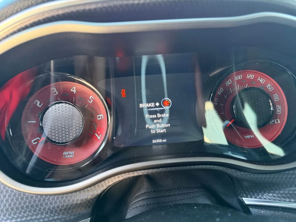 2019 Dodge Challenger SRT Hellcat 3rd Gen - Image 13 of 14