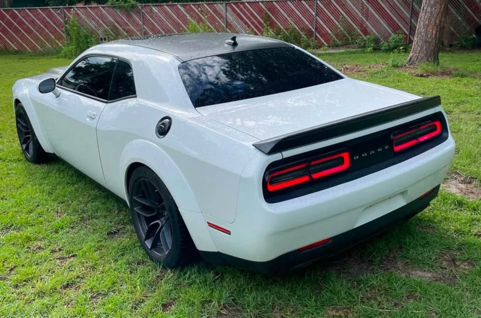 2019 Dodge Challenger SRT Hellcat 3rd Gen - Image 2 of 8