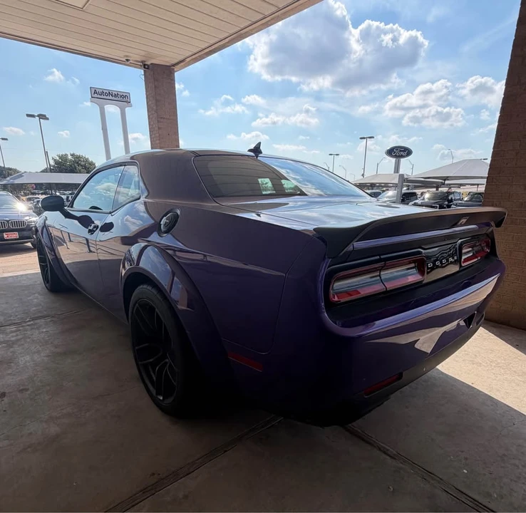 2019 Dodge Challenger SRT Hellcat 3rd Gen - Image 5 of 12