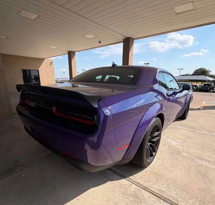 2019 Dodge Challenger SRT Hellcat 3rd Gen - Image 4 of 12