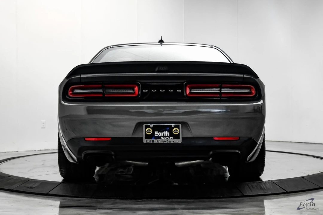 2019 Dodge Challenger SRT Hellcat 3rd Gen - Image 11 of 12