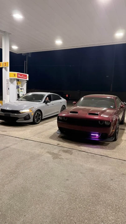 2019 Dodge Challenger SRT Hellcat 3rd Gen - Image 12 of 20