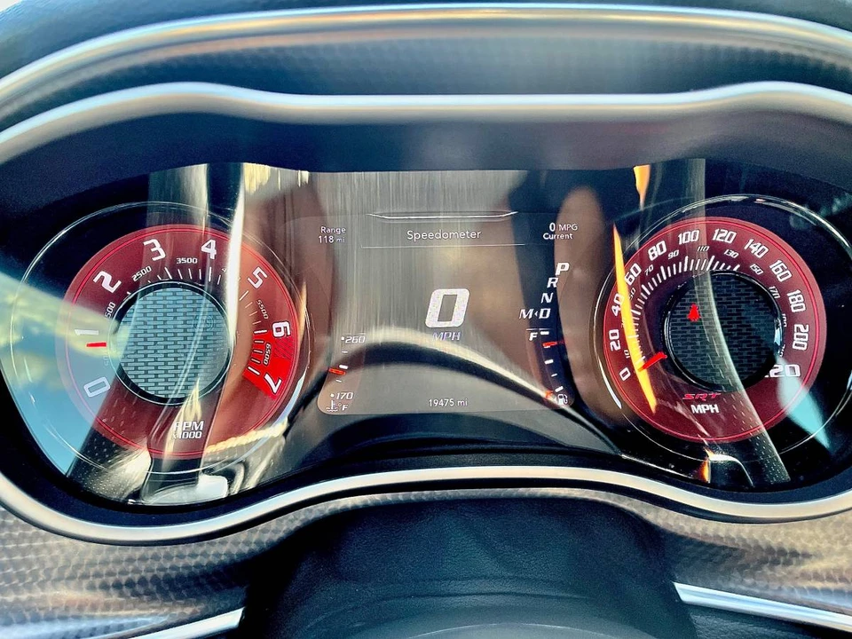 2019 Dodge Challenger SRT Hellcat 3rd Gen - Image 17 of 18