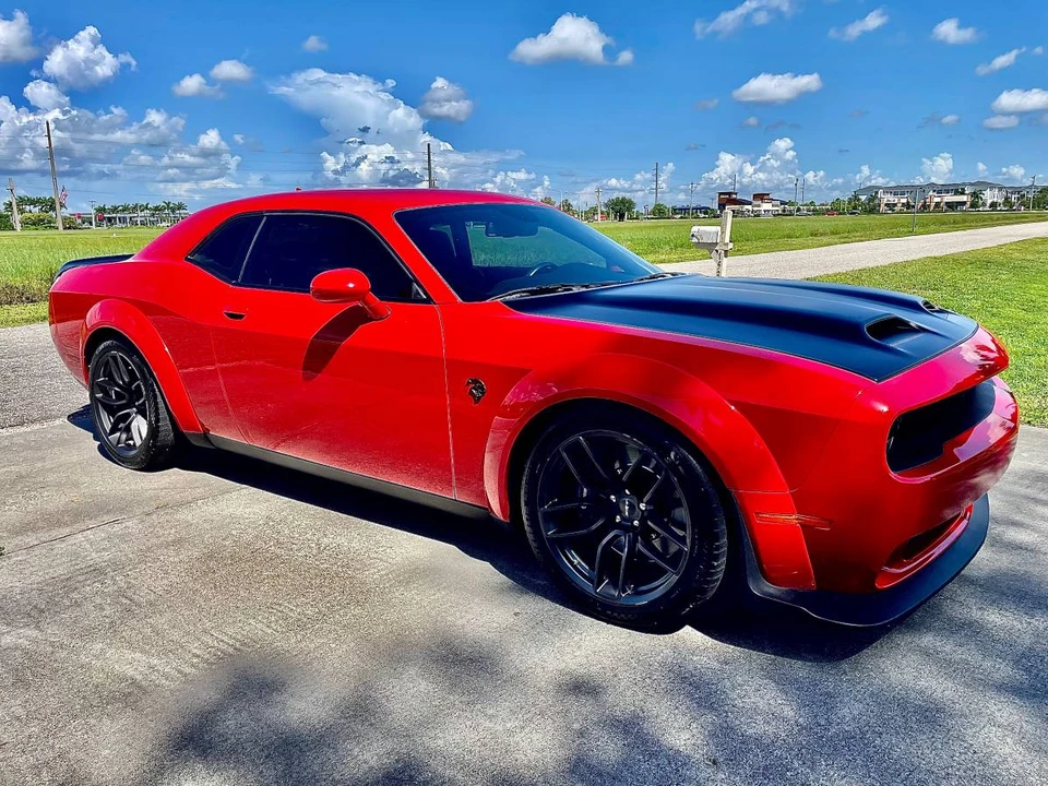 2019 Dodge Challenger SRT Hellcat 3rd Gen - Image 3 of 18