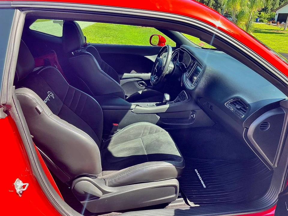 2019 Dodge Challenger SRT Hellcat 3rd Gen - Image 11 of 18