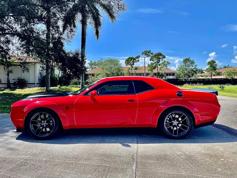 2019 Dodge Challenger SRT Hellcat 3rd Gen - Image 4 of 18
