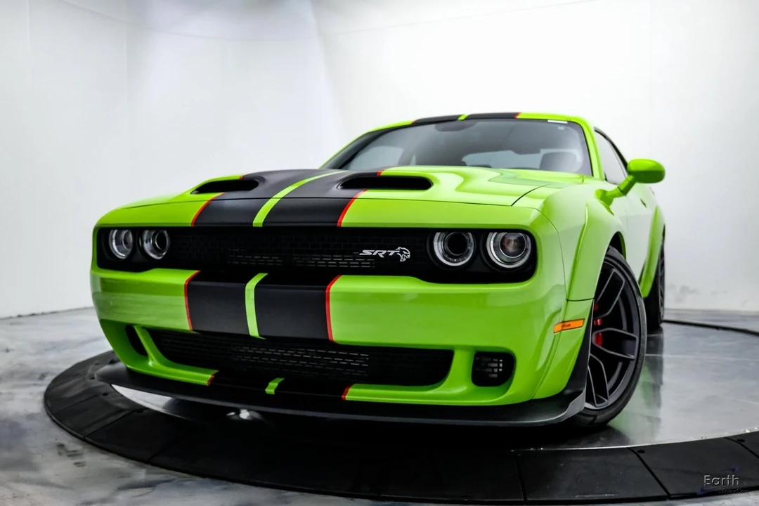 2019 Dodge Challenger SRT Hellcat 3rd Gen - Image 3 of 12