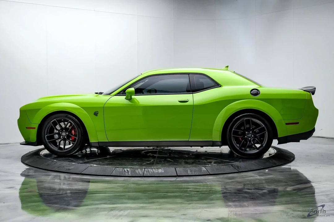 2019 Dodge Challenger SRT Hellcat 3rd Gen - Image 5 of 12