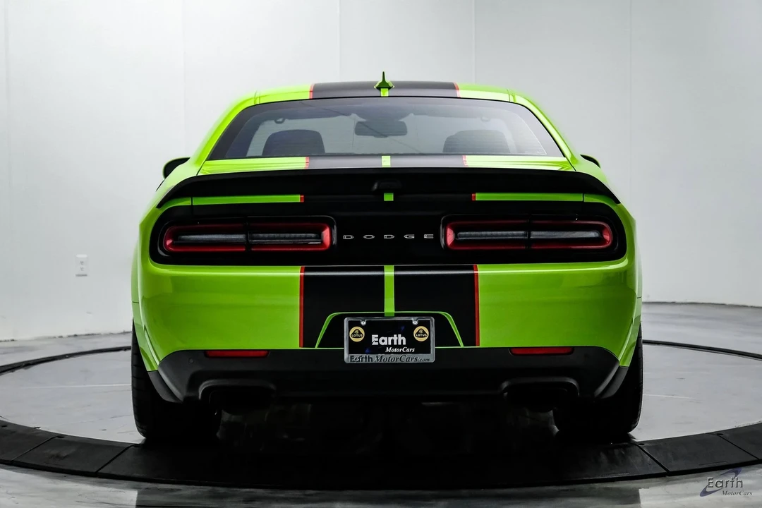 2019 Dodge Challenger SRT Hellcat 3rd Gen - Image 11 of 12