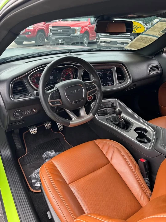 2019 Dodge Challenger SRT Hellcat 3rd Gen - Image 11 of 17