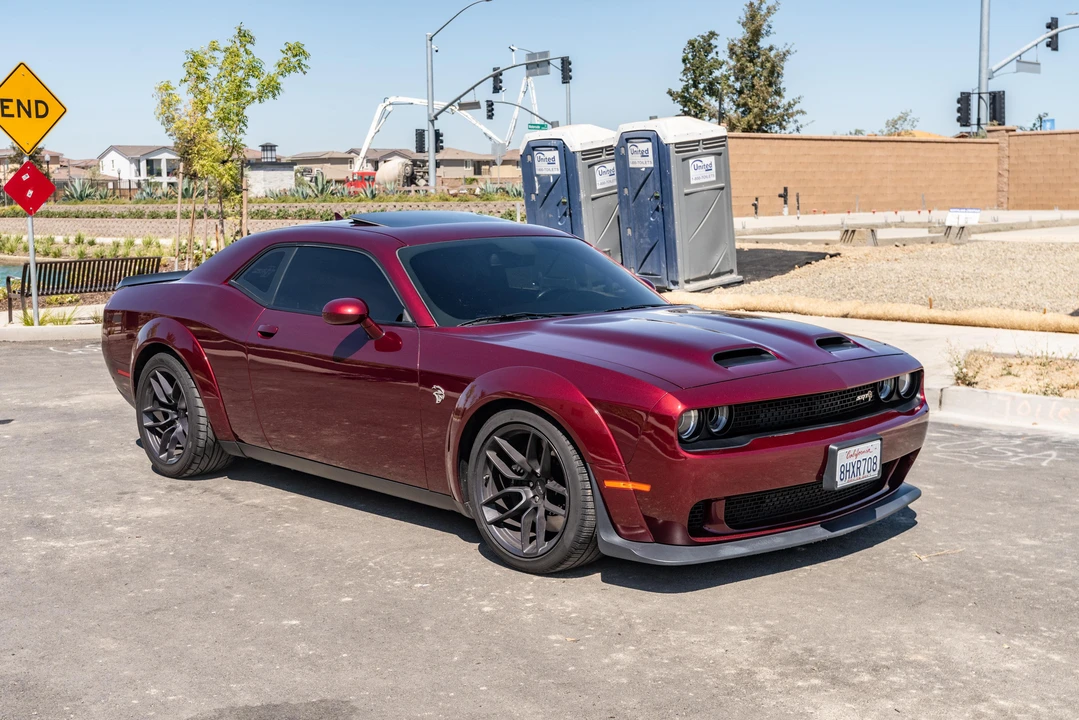 2019 Dodge Challenger SRT Hellcat 3rd Gen - Image 15 of 31