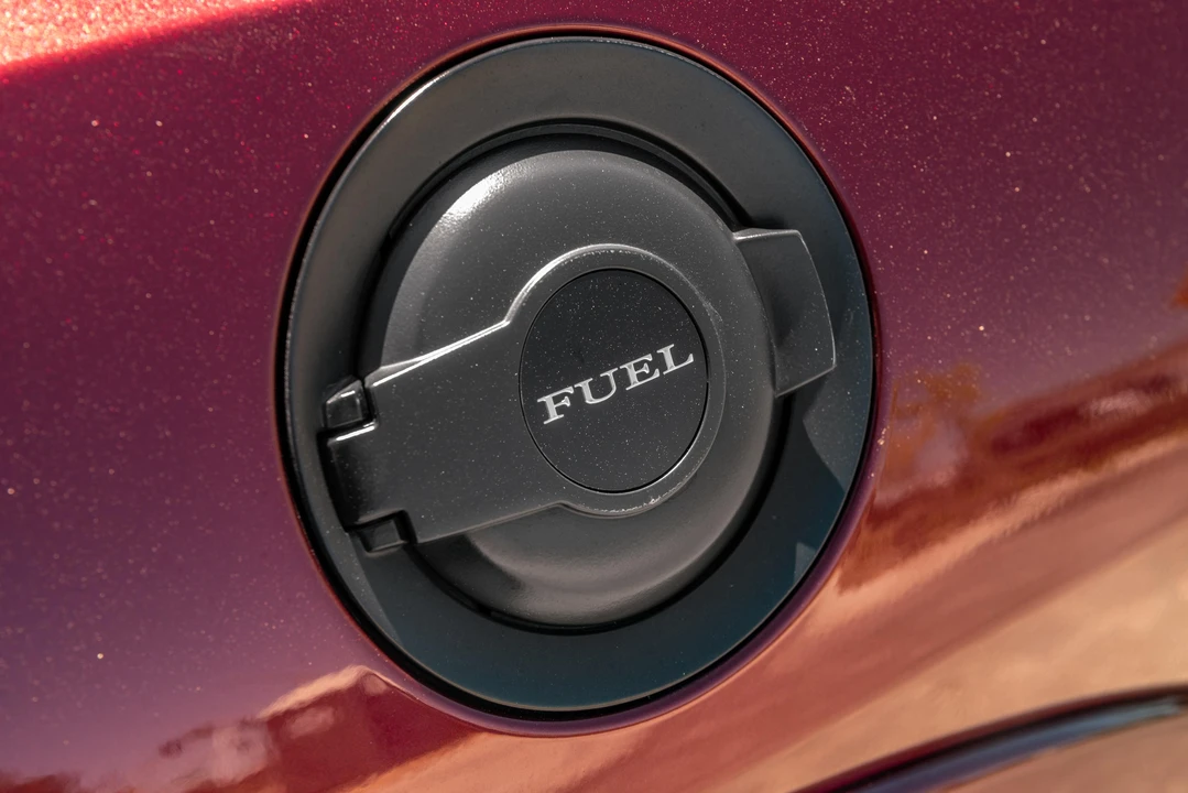 2019 Dodge Challenger SRT Hellcat 3rd Gen - Image 29 of 31