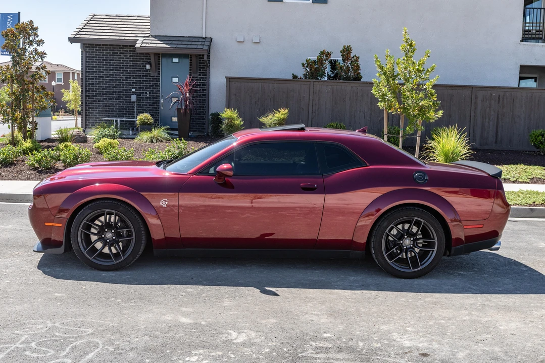 2019 Dodge Challenger SRT Hellcat 3rd Gen - Image 10 of 31
