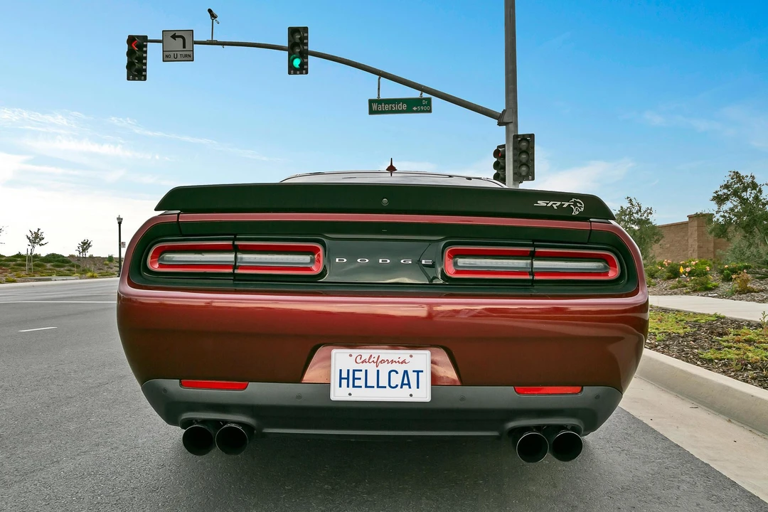 2019 Dodge Challenger SRT Hellcat 3rd Gen - Image 12 of 31