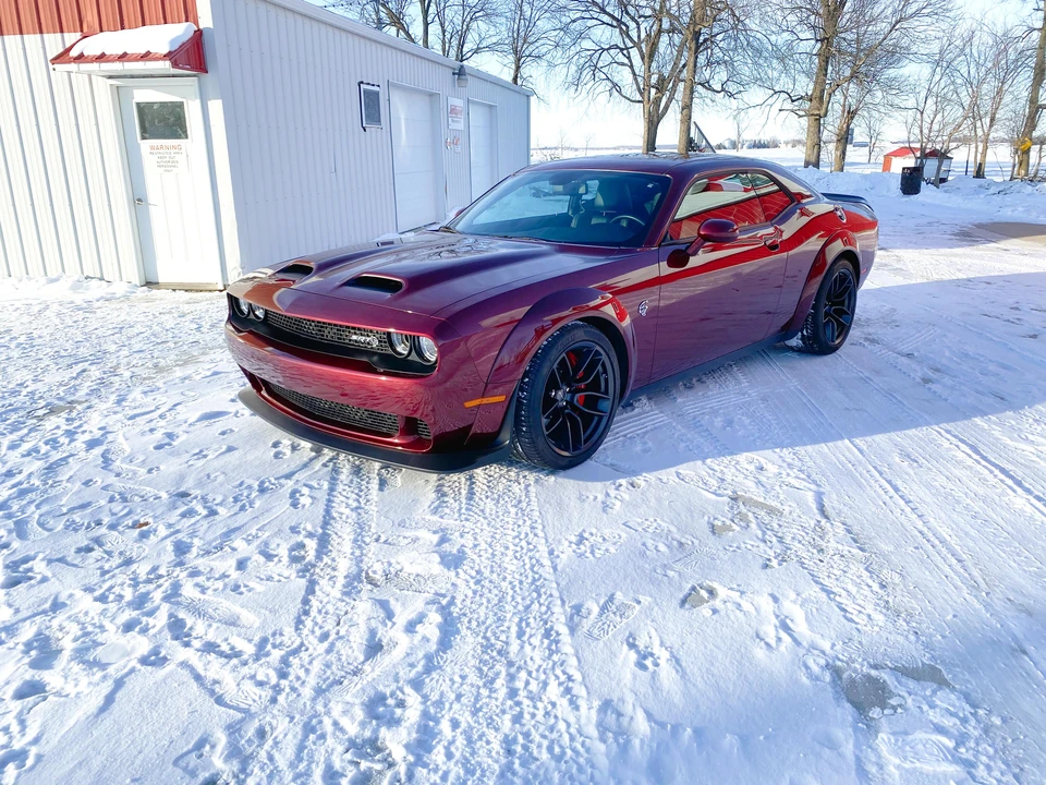 2019 Dodge Challenger SRT Hellcat 3rd Gen - Image 9 of 31
