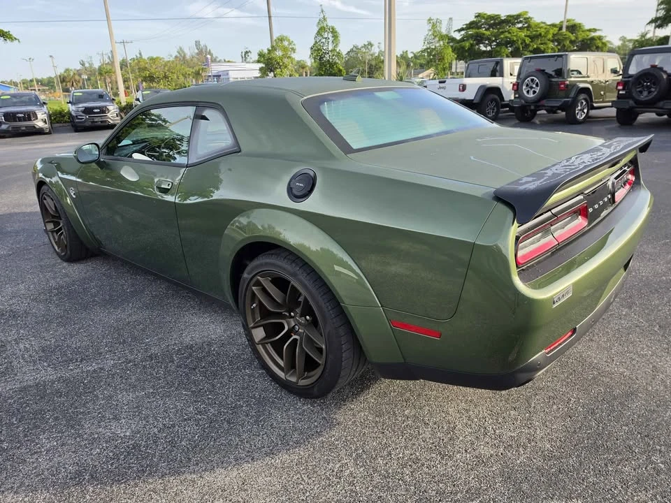 2019 Dodge Challenger SRT Hellcat 3rd Gen - Image 9 of 15