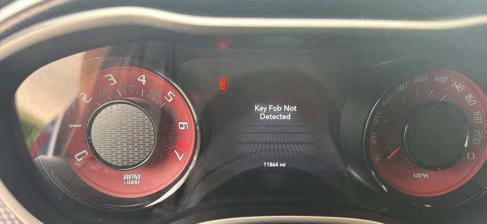 2019 Dodge Challenger SRT Hellcat 3rd Gen - Image 3 of 13