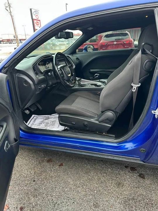 2019 Dodge Challenger 3rd Gen - Image 9 of 16