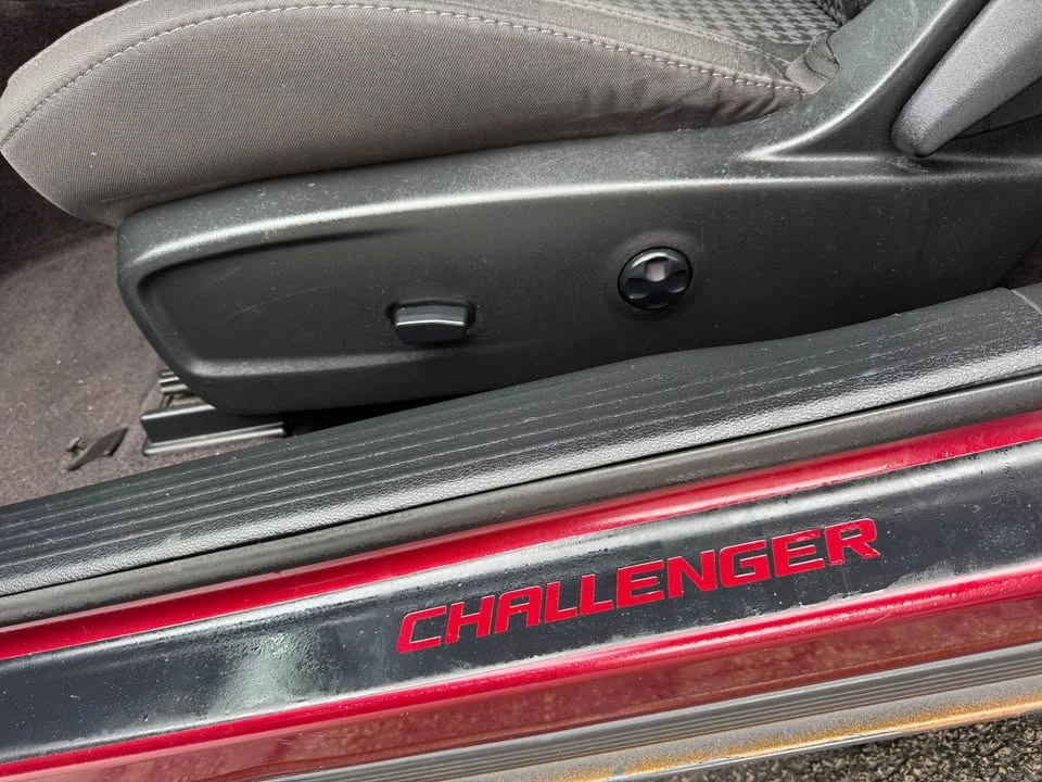 2019 Dodge Challenger 3rd Gen - Image 10 of 13