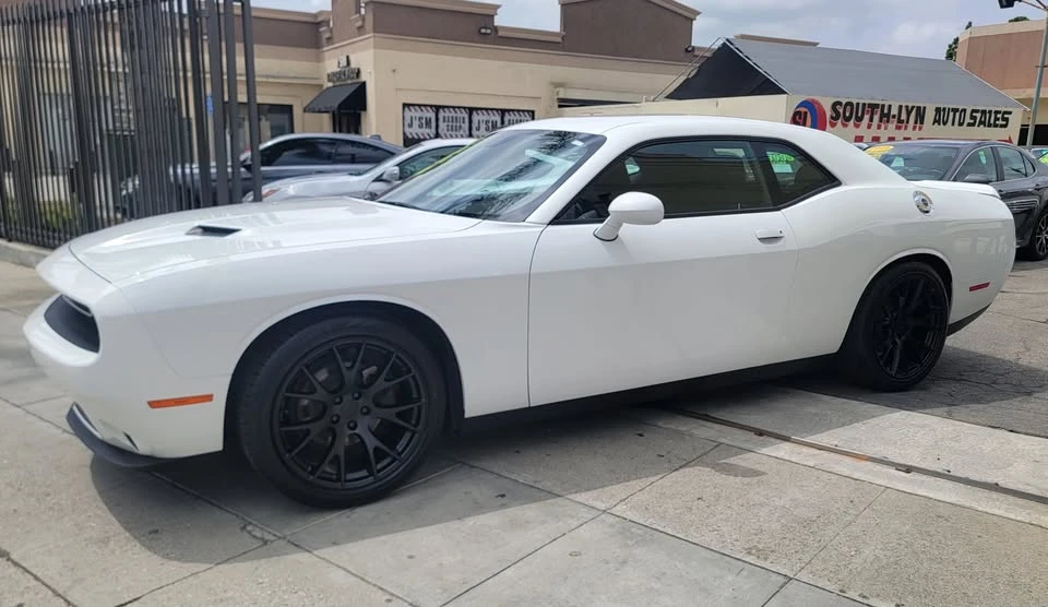 2019 Dodge Challenger 3rd Gen - Image 2 of 19