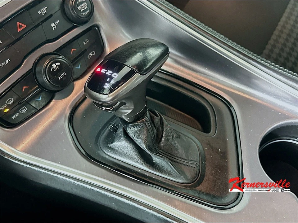 2019 Dodge Challenger 3rd Gen - Image 16 of 21