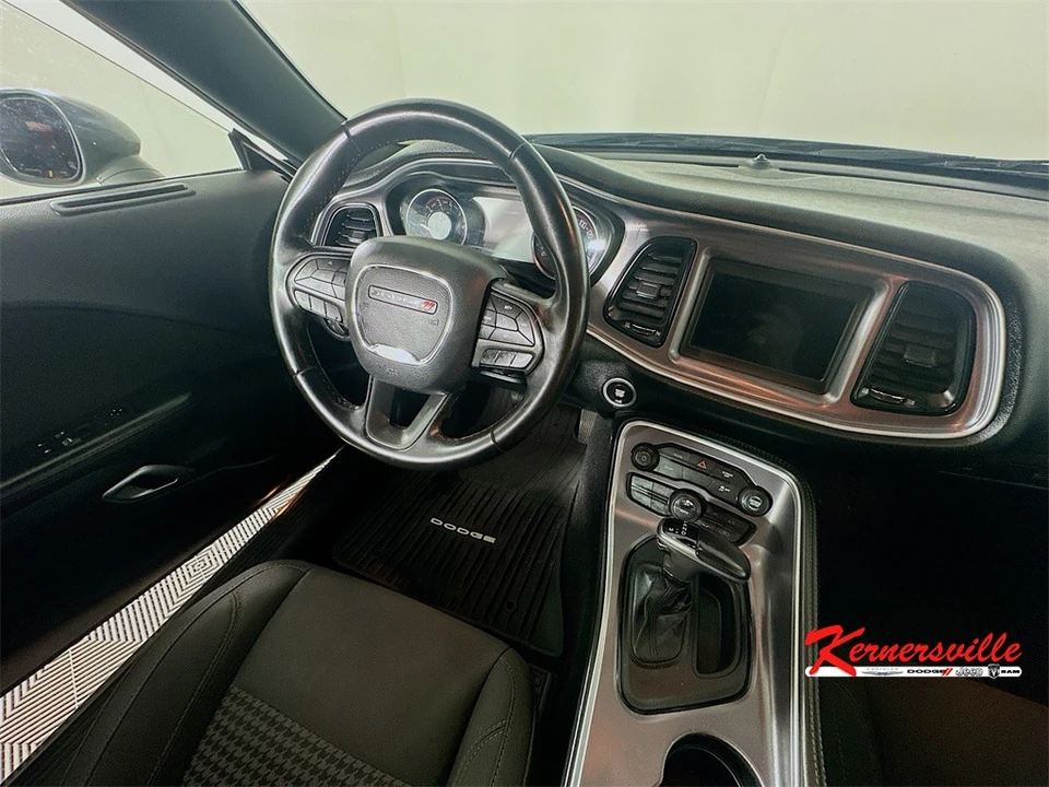 2019 Dodge Challenger 3rd Gen - Image 9 of 12