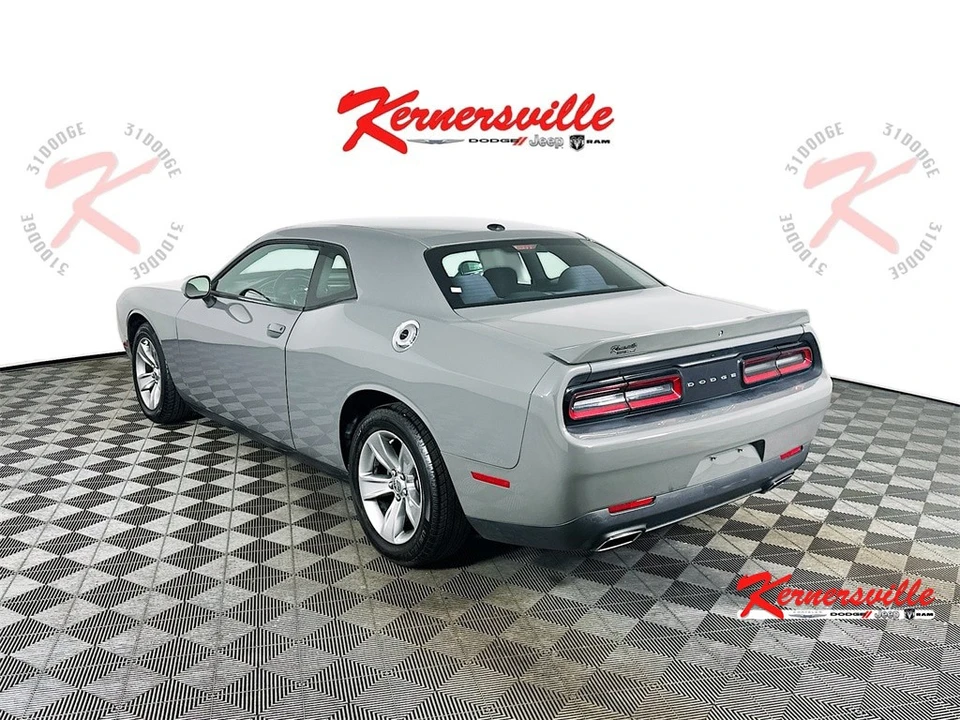 2019 Dodge Challenger 3rd Gen - Image 5 of 12
