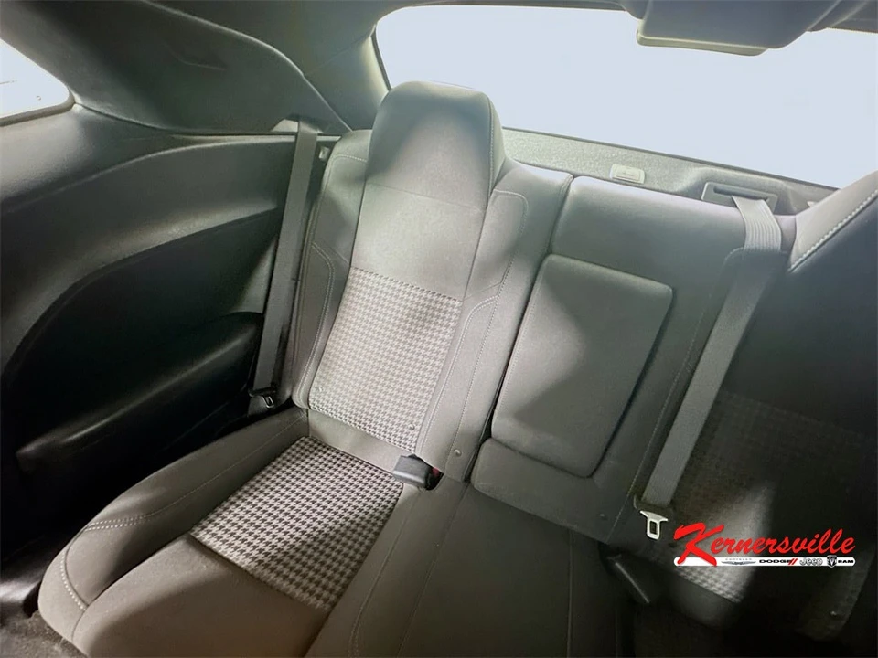 2019 Dodge Challenger 3rd Gen - Image 12 of 21