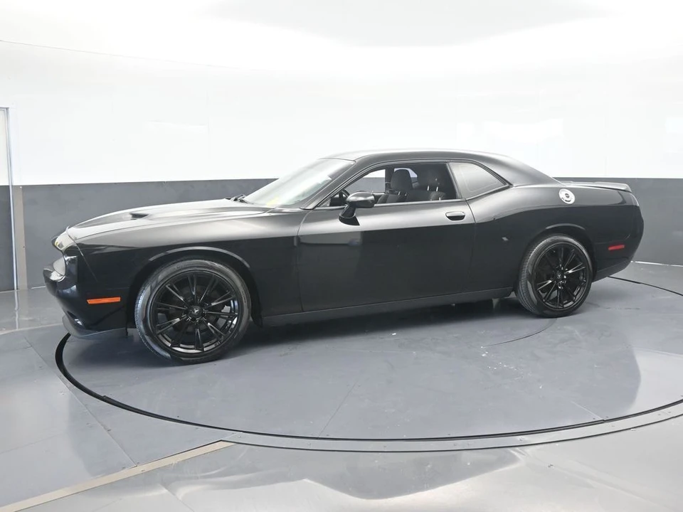 2019 Dodge Challenger 3rd Gen - Image 2 of 12