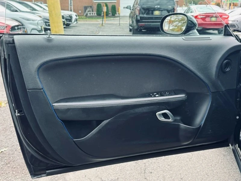 2019 Dodge Challenger 3rd Gen - Image 7 of 12