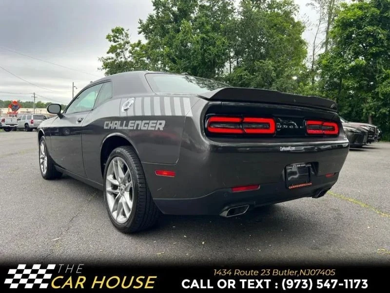 2019 Dodge Challenger 3rd Gen - Image 9 of 12