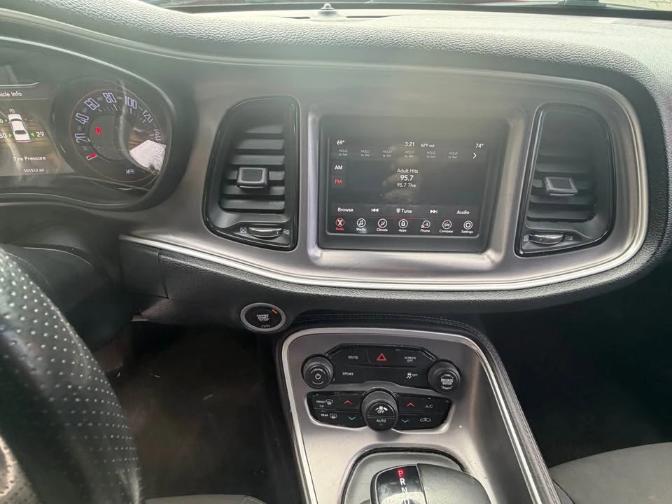 2019 Dodge Challenger 3rd Gen - Image 18 of 19