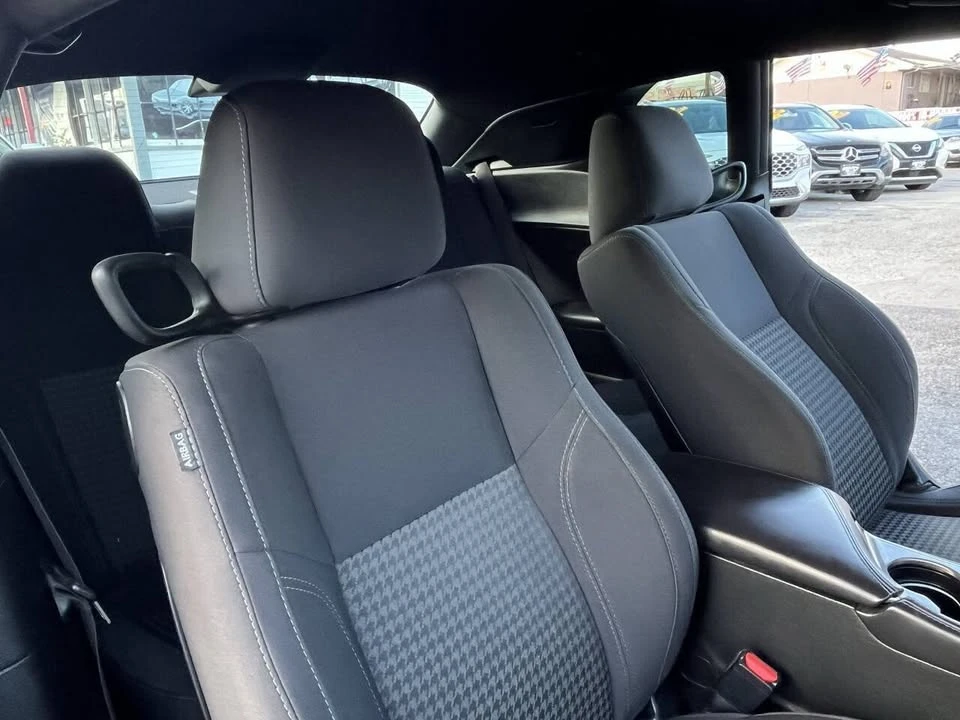 2019 Dodge Challenger 3rd Gen - Image 16 of 20