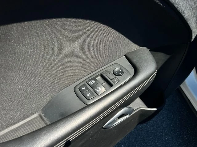 2019 Dodge Challenger 3rd Gen - Image 8 of 17