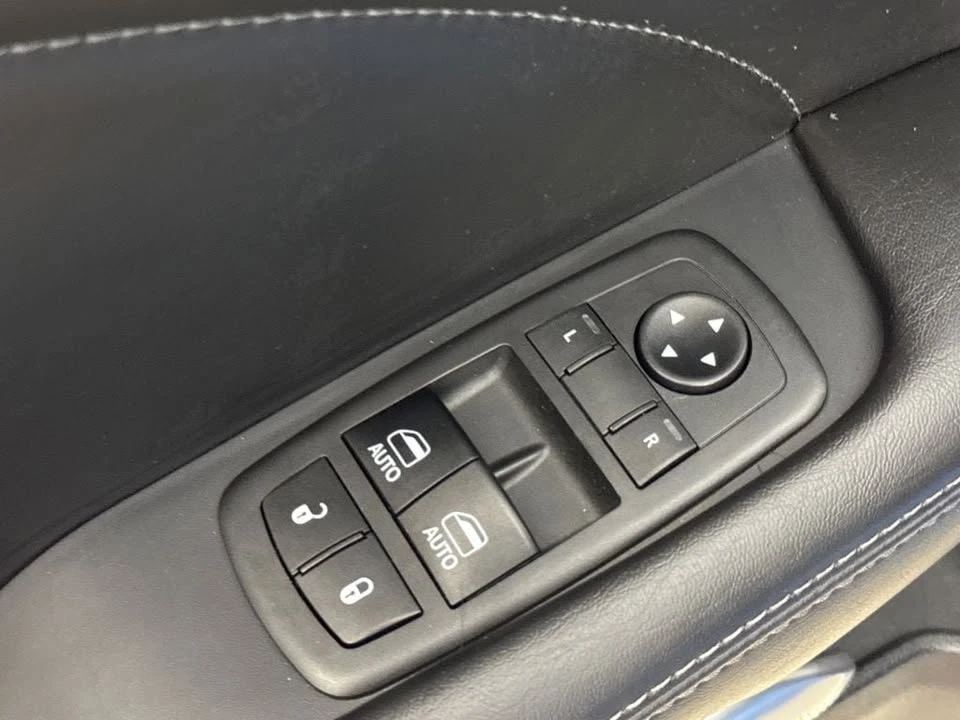 2019 Dodge Challenger 3rd Gen - Image 10 of 20