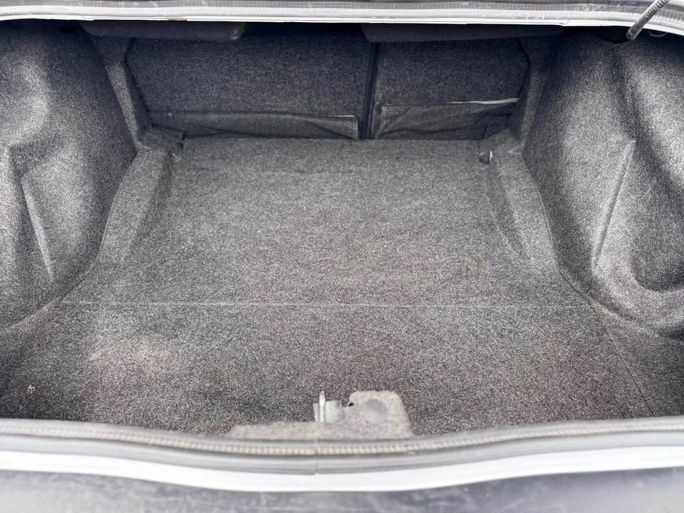 2019 Dodge Challenger - Image 17 of 18