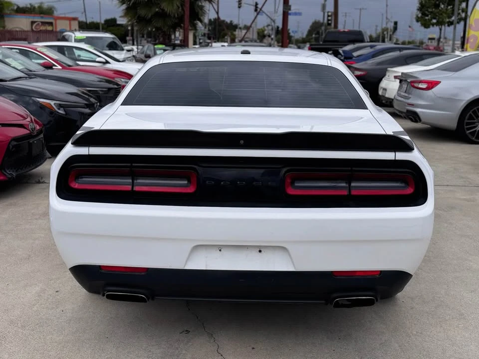 2019 Dodge Challenger - Image 5 of 18