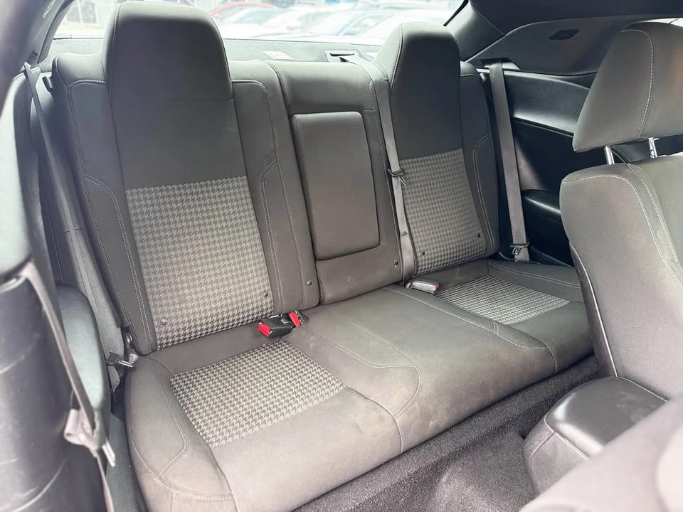2019 Dodge Challenger - Image 14 of 18