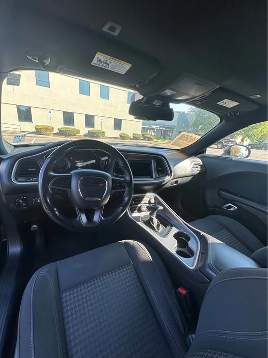 2019 Dodge Challenger 3rd Gen - Image 9 of 12