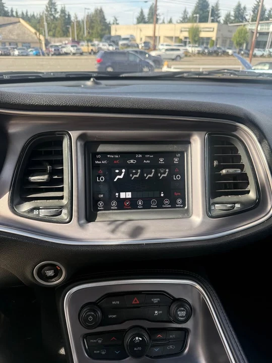 2019 Dodge Challenger 3rd Gen - Image 5 of 12