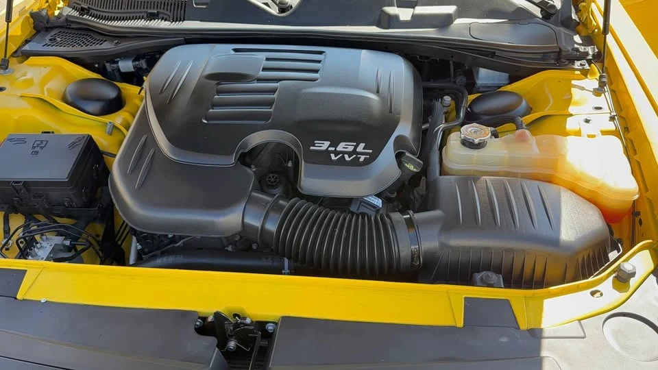 2019 Dodge Challenger 3rd Gen - Image 14 of 14