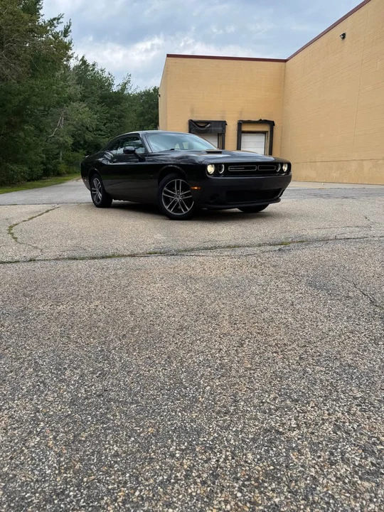 2019 Dodge Challenger 3rd Gen - Image 5 of 16